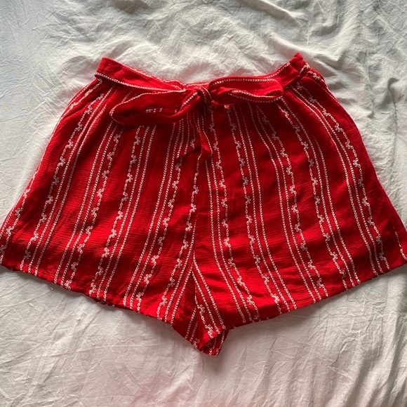 Sadie & Sage Pants - Red Shorts